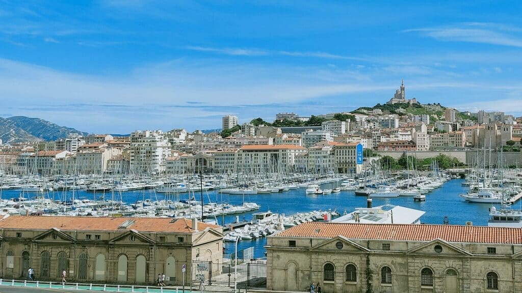 Épilation au laser : où aller dans les alentours de Marseille et sa périphérie